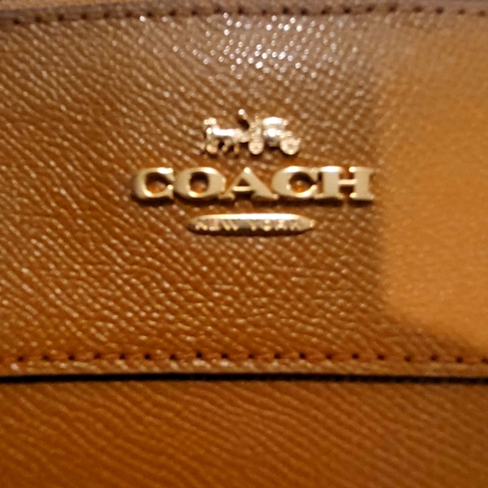 Coach purse hand bag New